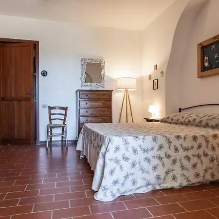 Bed & Breakfast Il Posto Delle Fragole 3*