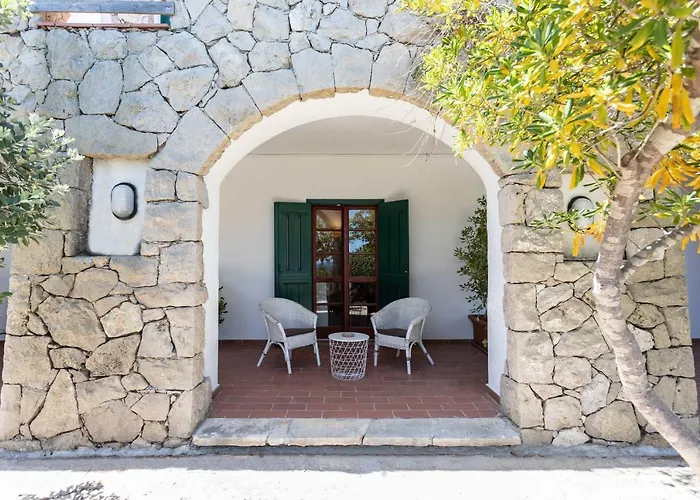 Bed & Breakfast Il Posto Delle Fragole 3*