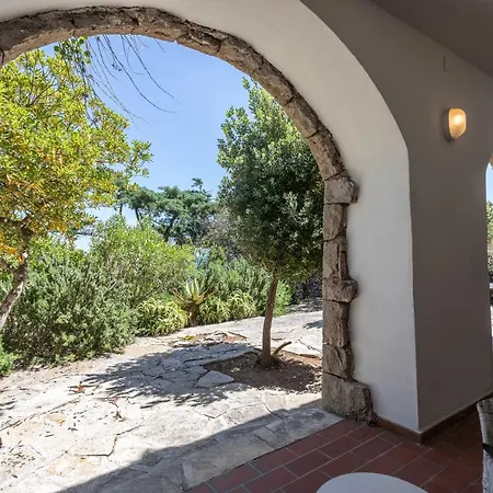 B&B Il Posto Delle Fragole 카스트로