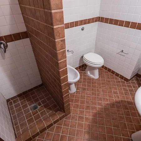 Il Posto Delle Fragole Bed & Breakfast 3*