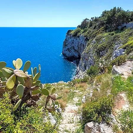 Il Posto Delle Fragole 3* Castro (Lecce)